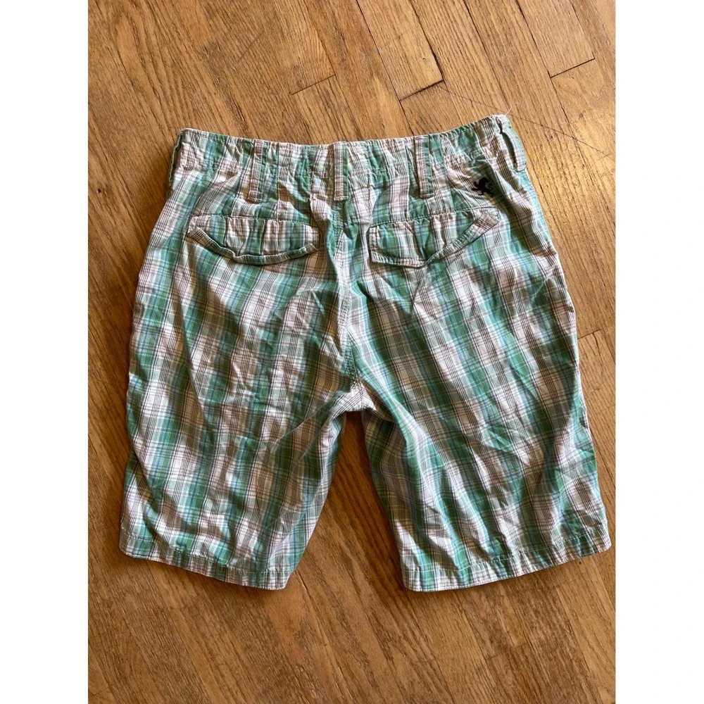 Y2K Cargo Express Mens Green White Plaid Cotton Flat Front Casual Shorts Size 31