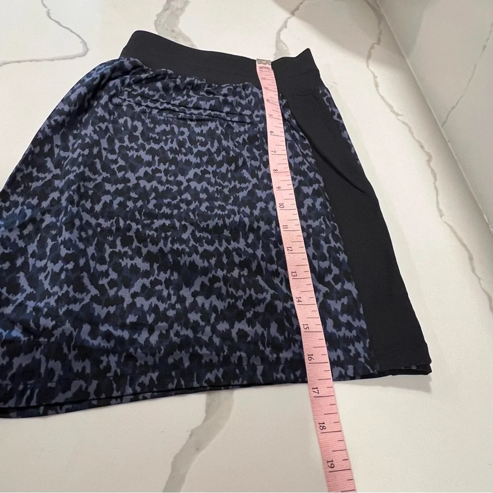 Athleta Nwt Women's Brookylyn Jogger shorts  lightweight size‎ 18 navy alvn