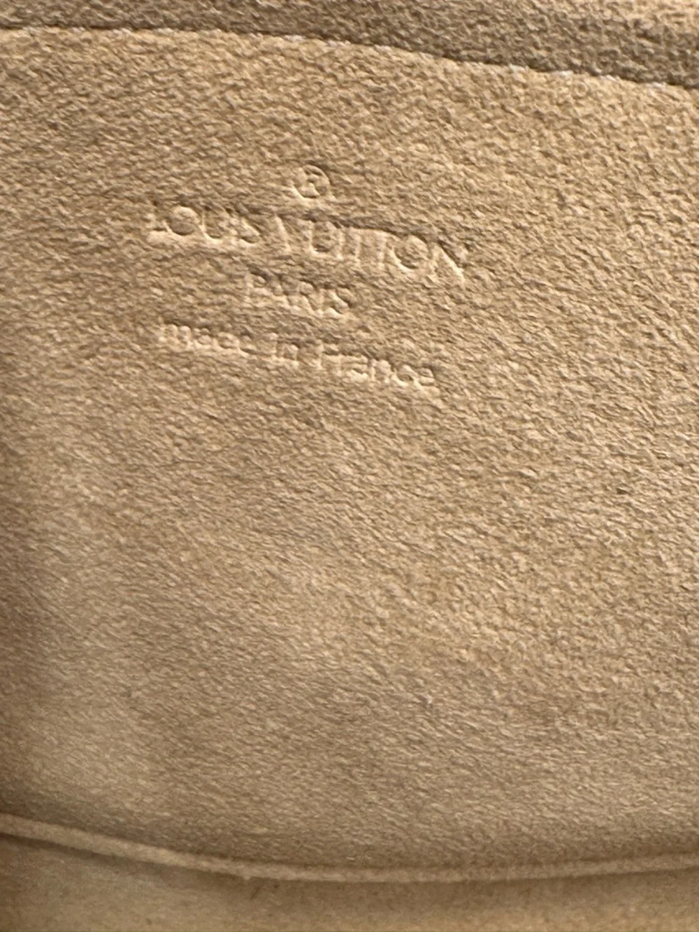 Louis Vuitton Monogram Shoulder/Crossbody Pouchette in Classic LV Monogram