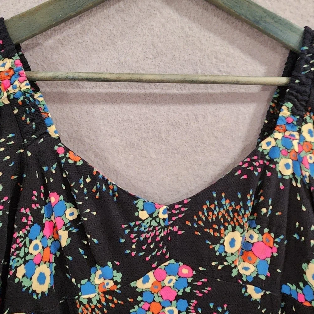 Anthropologie vibrant floral