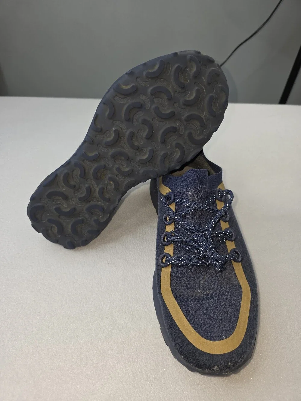 allbirds men trail
