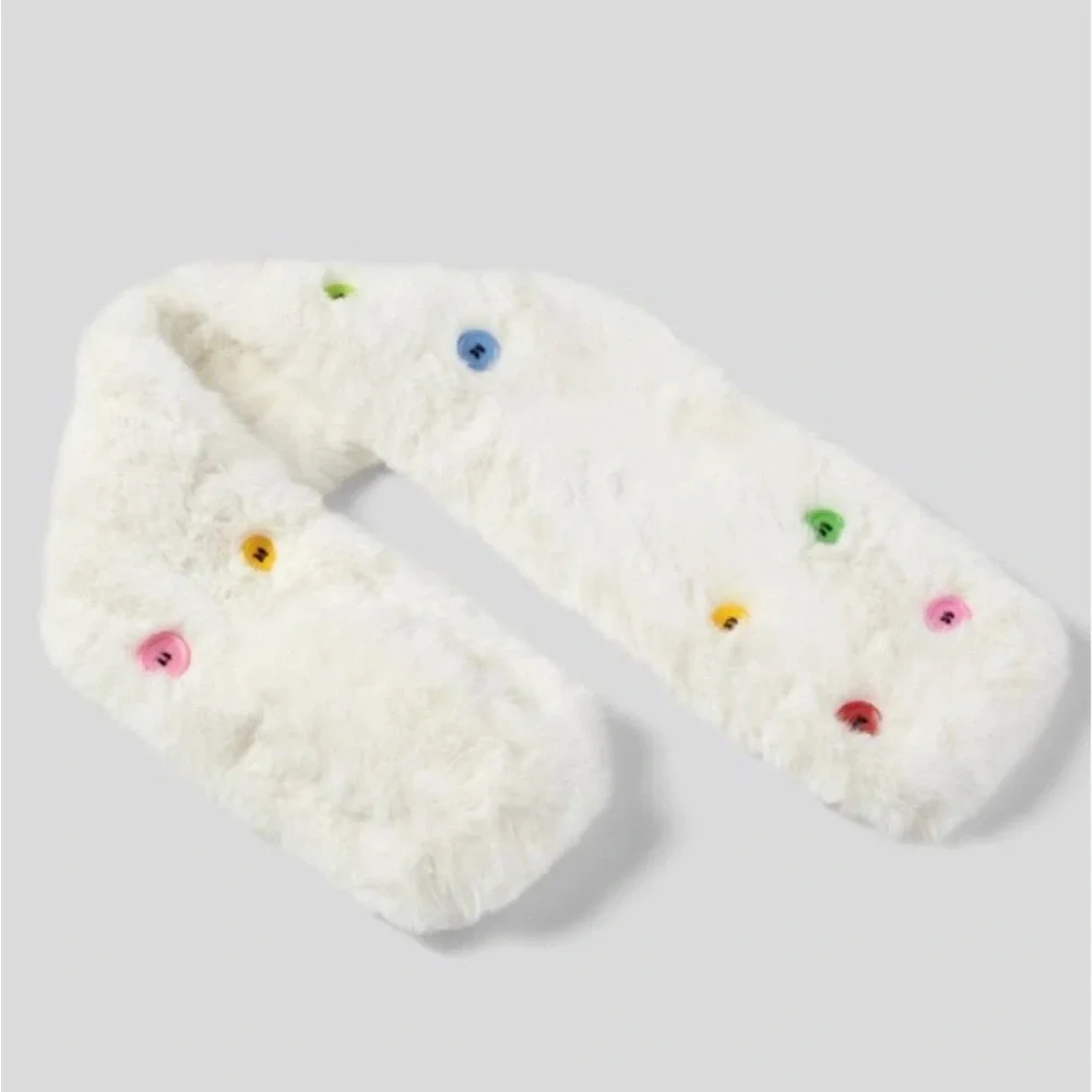 Halara Women White Faux Fur Decorative Button Scarf Winter Warm Snuggly One Size