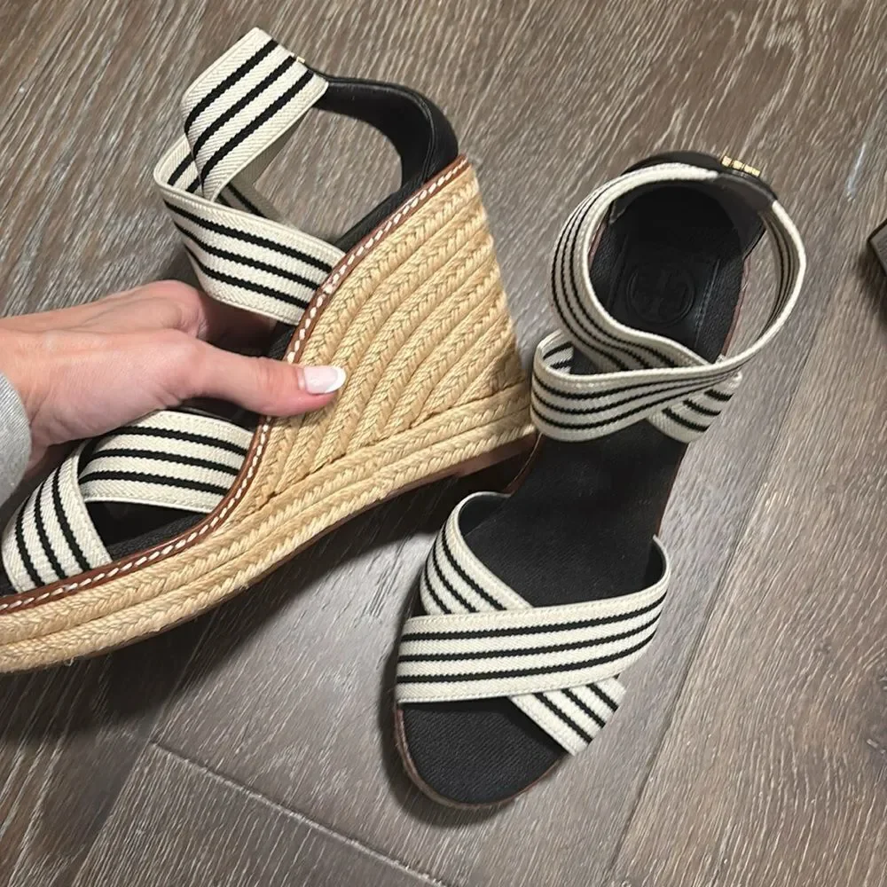 Tory Burch step out