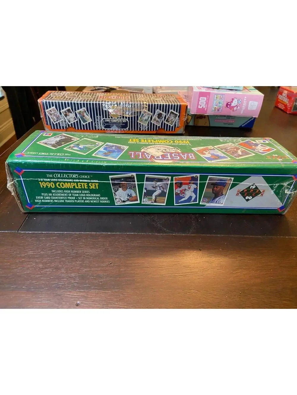 Sealed 1990 Baseball collectors complete set