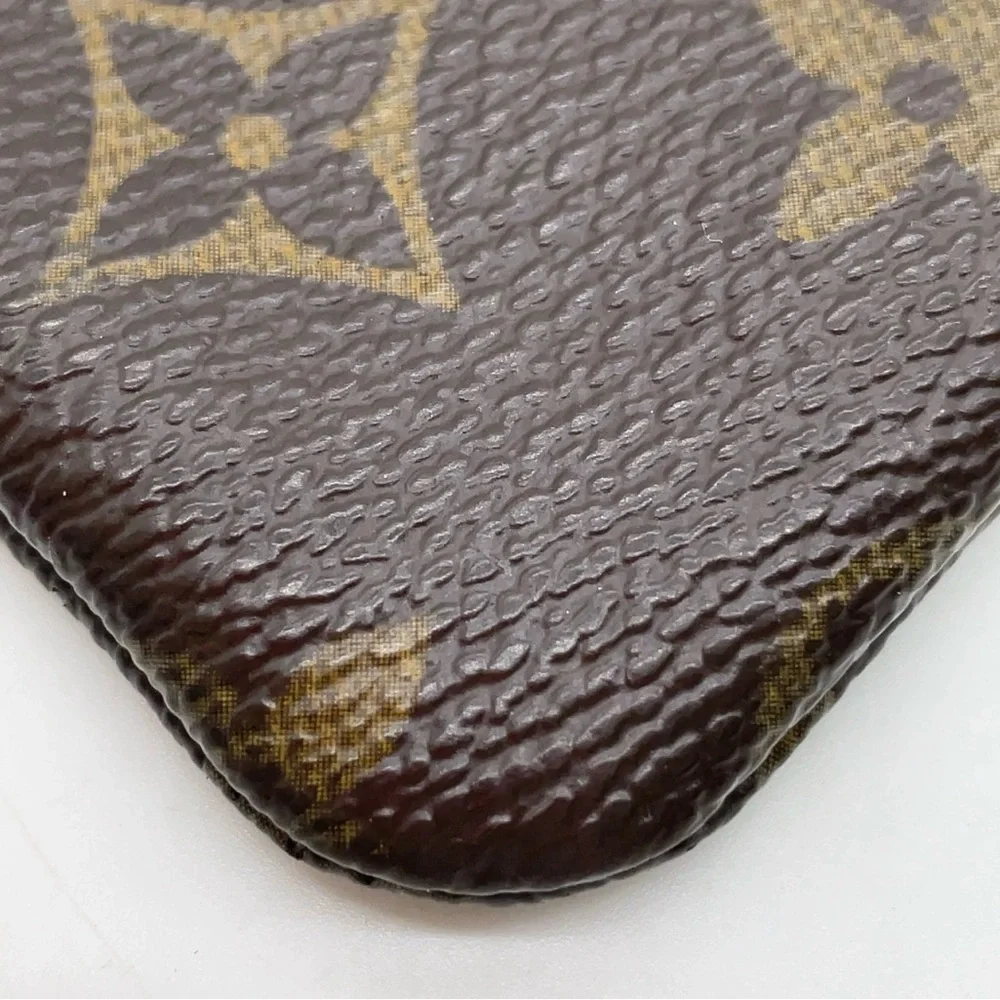 Louis Vuitton Monogram Canvas Key Holder