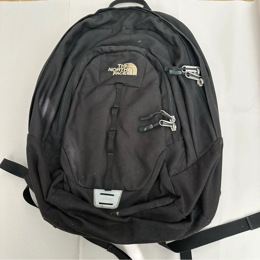 North Face Vault Black Backpack School Hiking Outdoors Travel Pockets Laptop