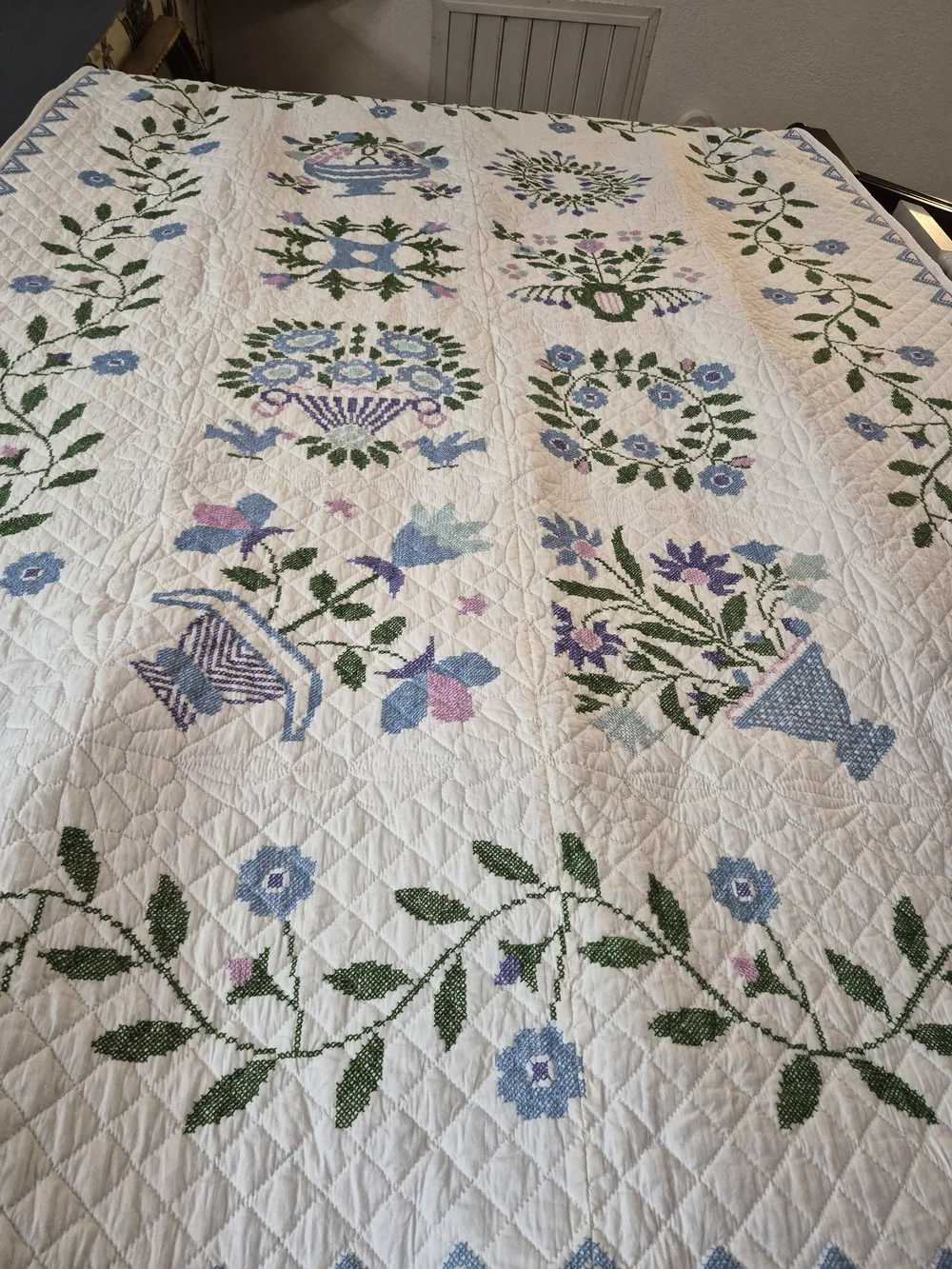 N/A elegant floral