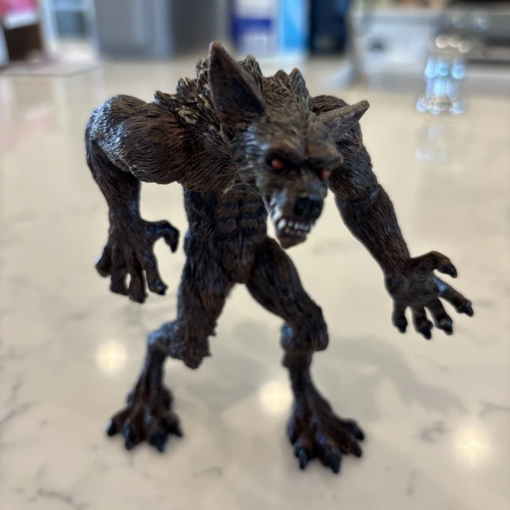 Safari Ltd. Painted Werewolf 0319 Wolfman Lycanthrope Figure‎ Dated 2017 EUC