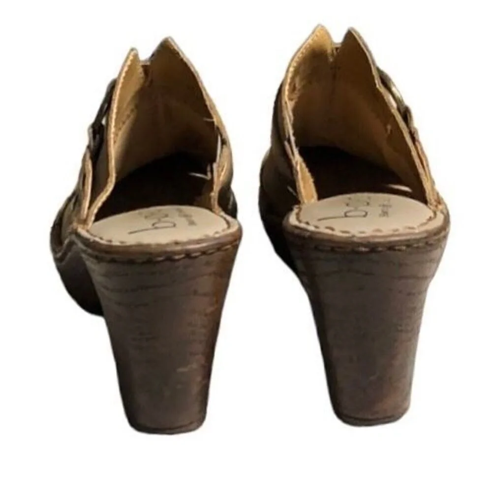 B.O.C. Born Concept Retro Tan Leather Chunky 3 Heel Clog Size 9 (Wear‎ on Front)