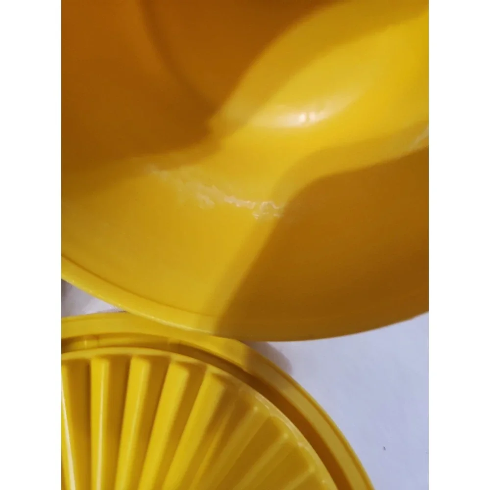 Vintage Tupperware Yellow Small Bowl 886- 10 With Lid # 812-20 Cottagecore