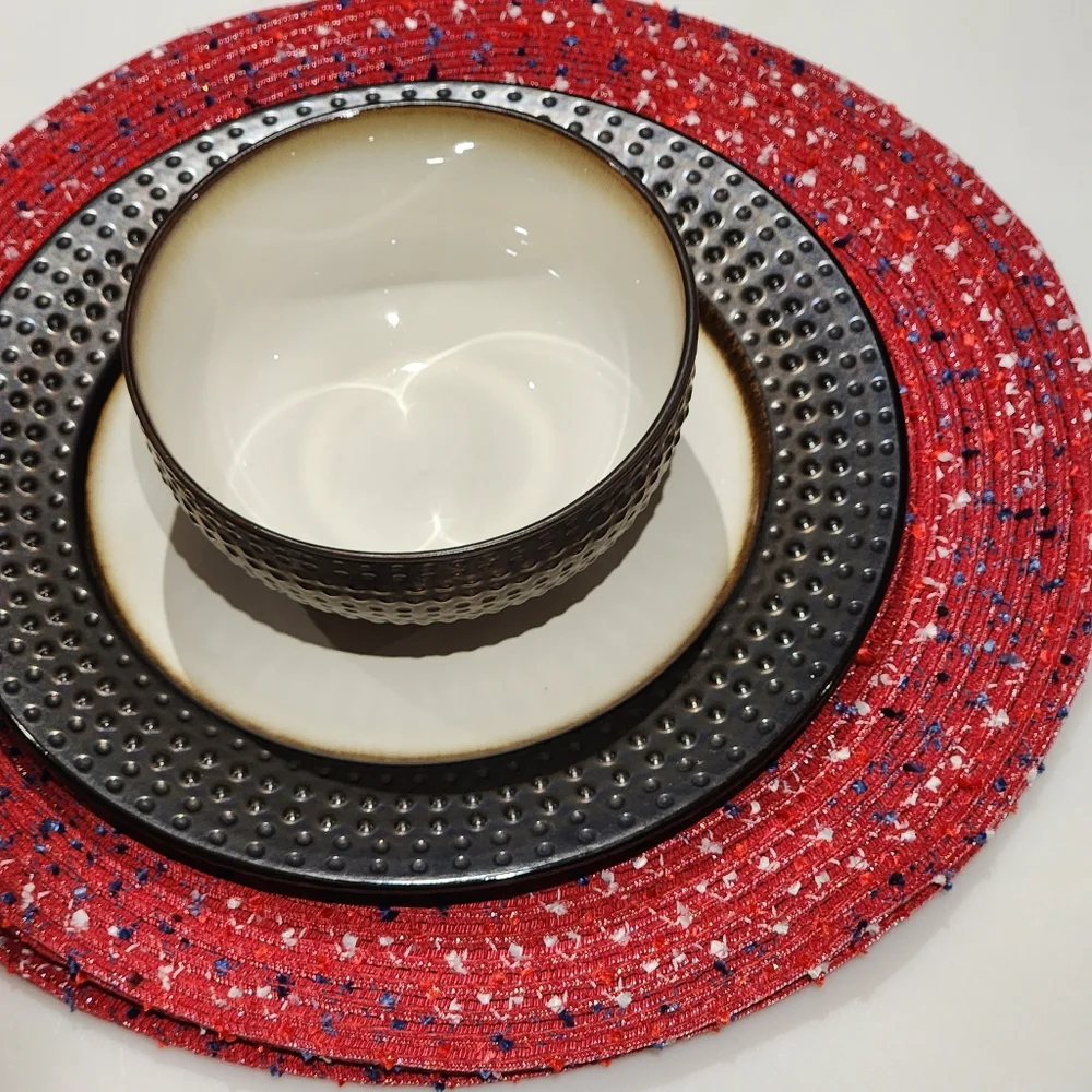 Benson Mills Set of Six Red Americana Round‎ Polyester Placemats 15in