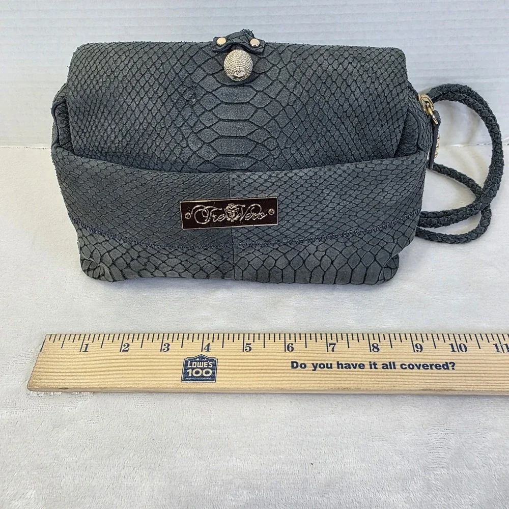 Tre Vero purse has