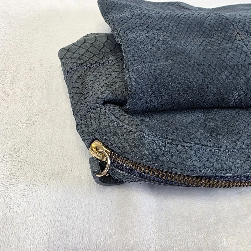 Tre Vero purse has
