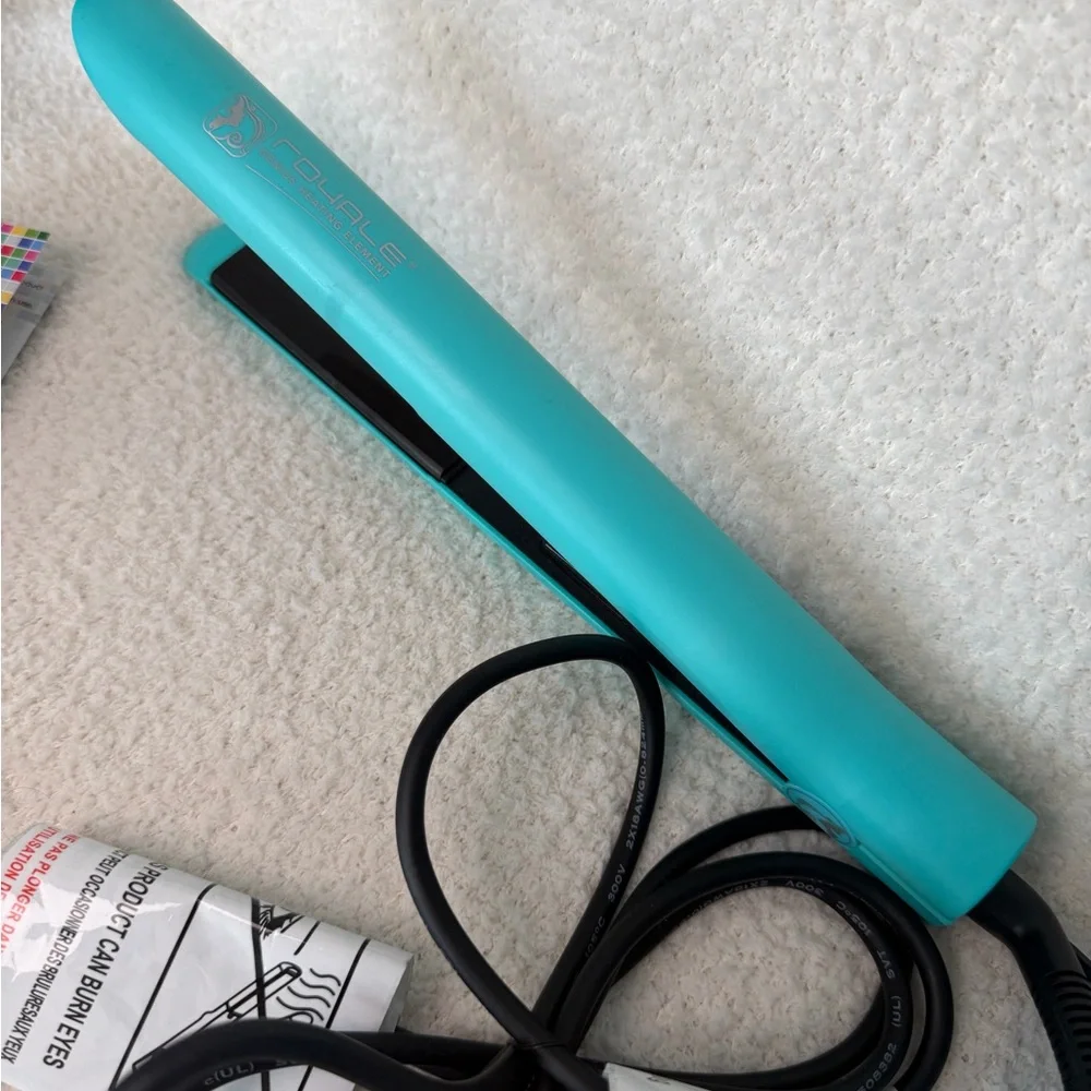 ROYALE DIAMOND COLLECTION Turquoise Hair Straightener