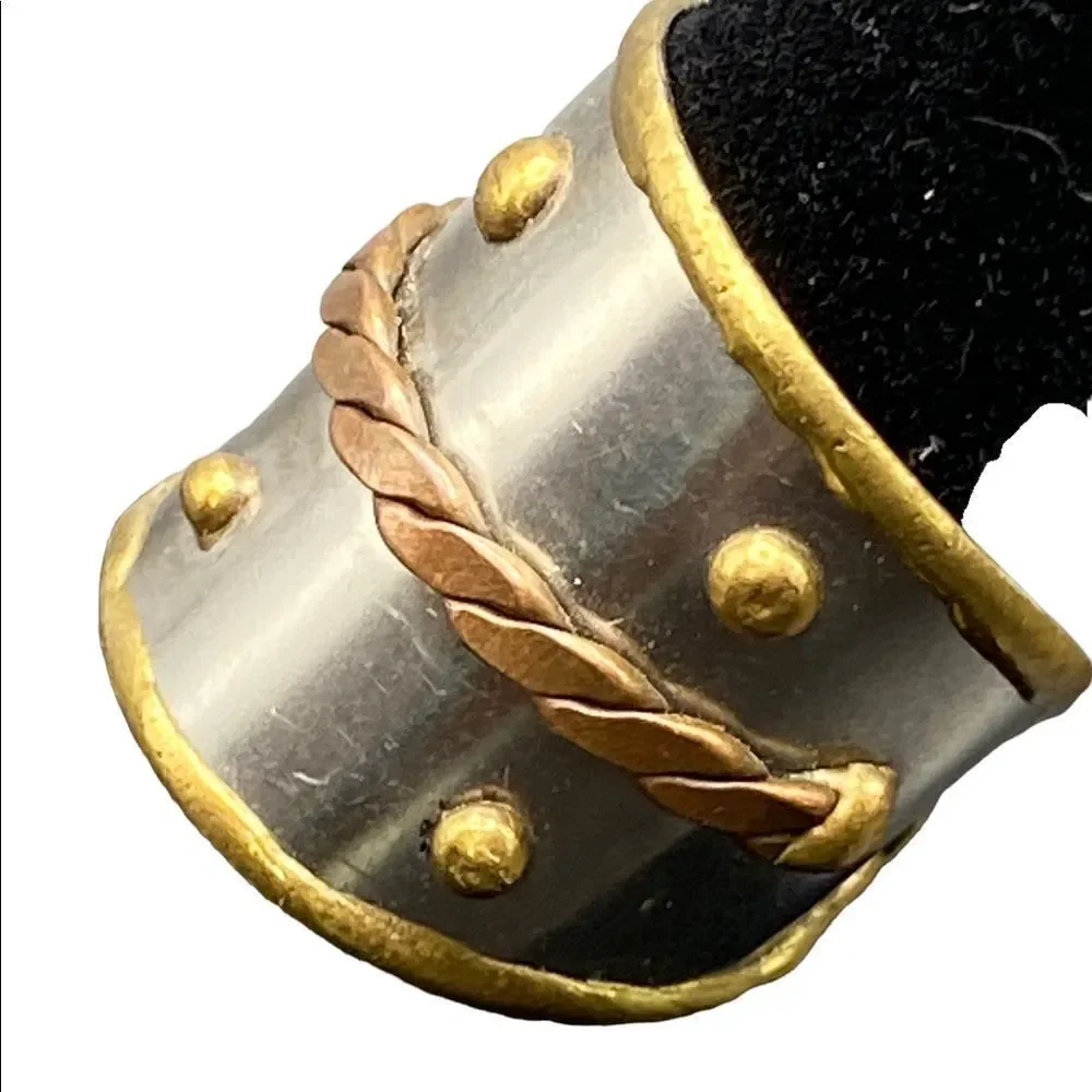 anju made metal cuff