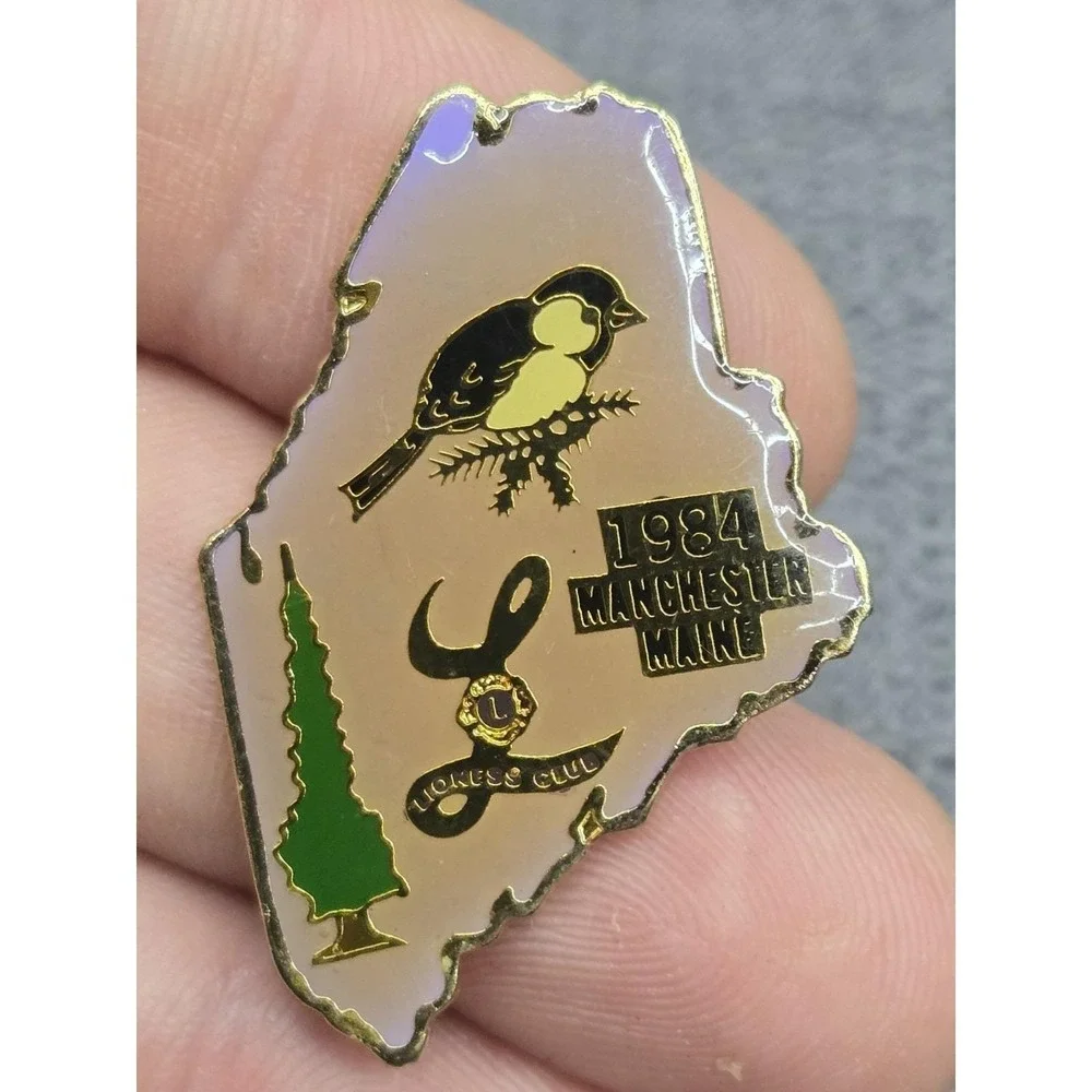 Vintage 1984 Manchester Maine Lions Club Pin State Shape Bird Tree Enamel
