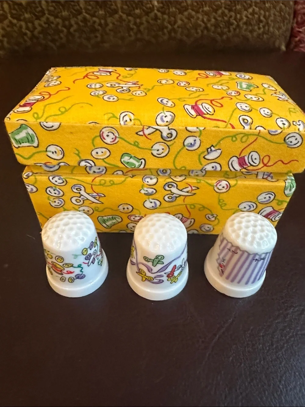 North American Bear CO collectible Ceramic Thimble Set Vintage