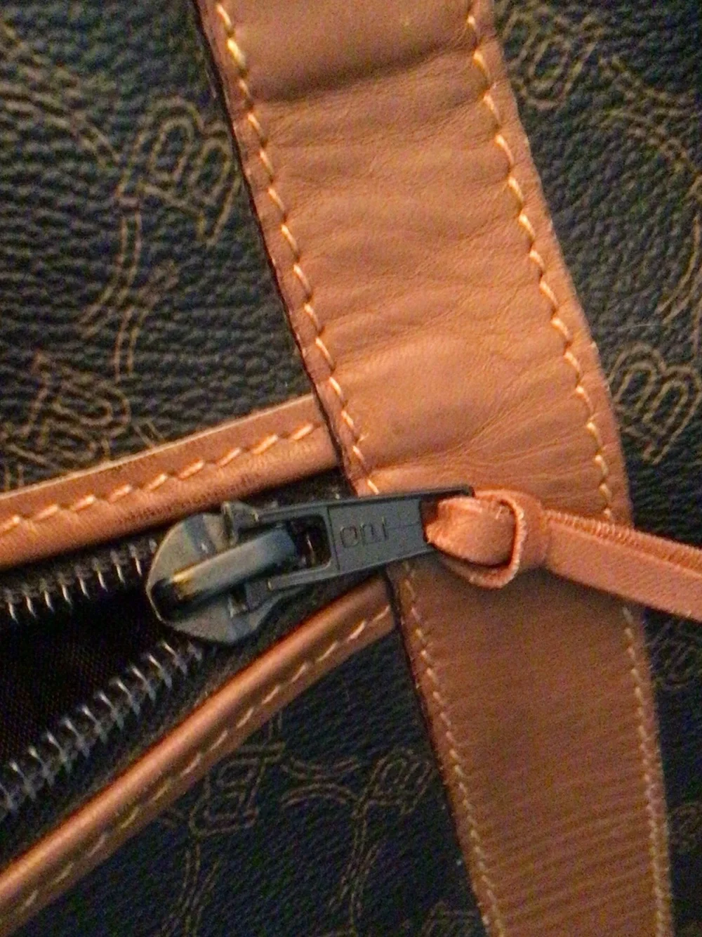 Bally stylish duffel