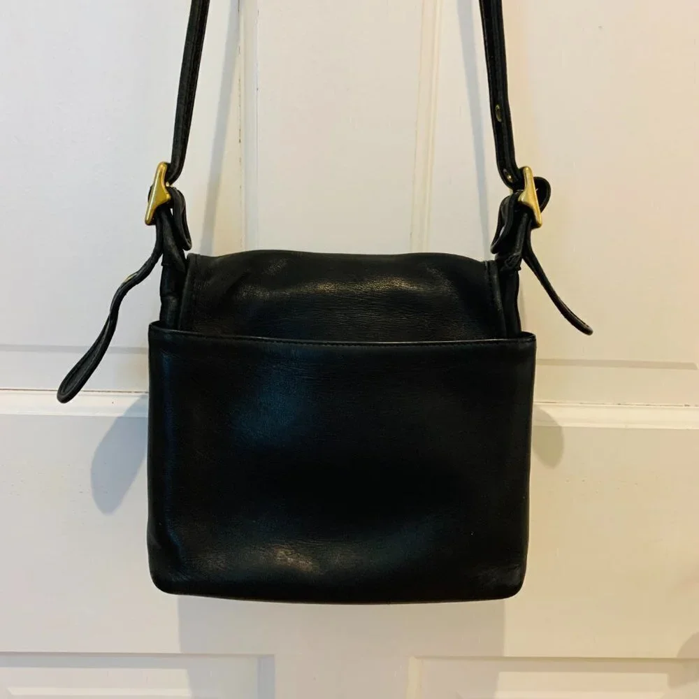 Coach women cross