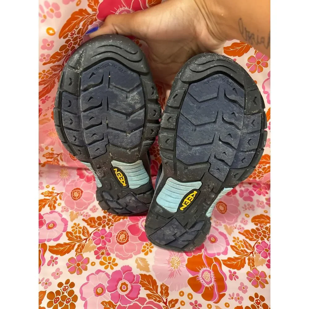 Keen brand size