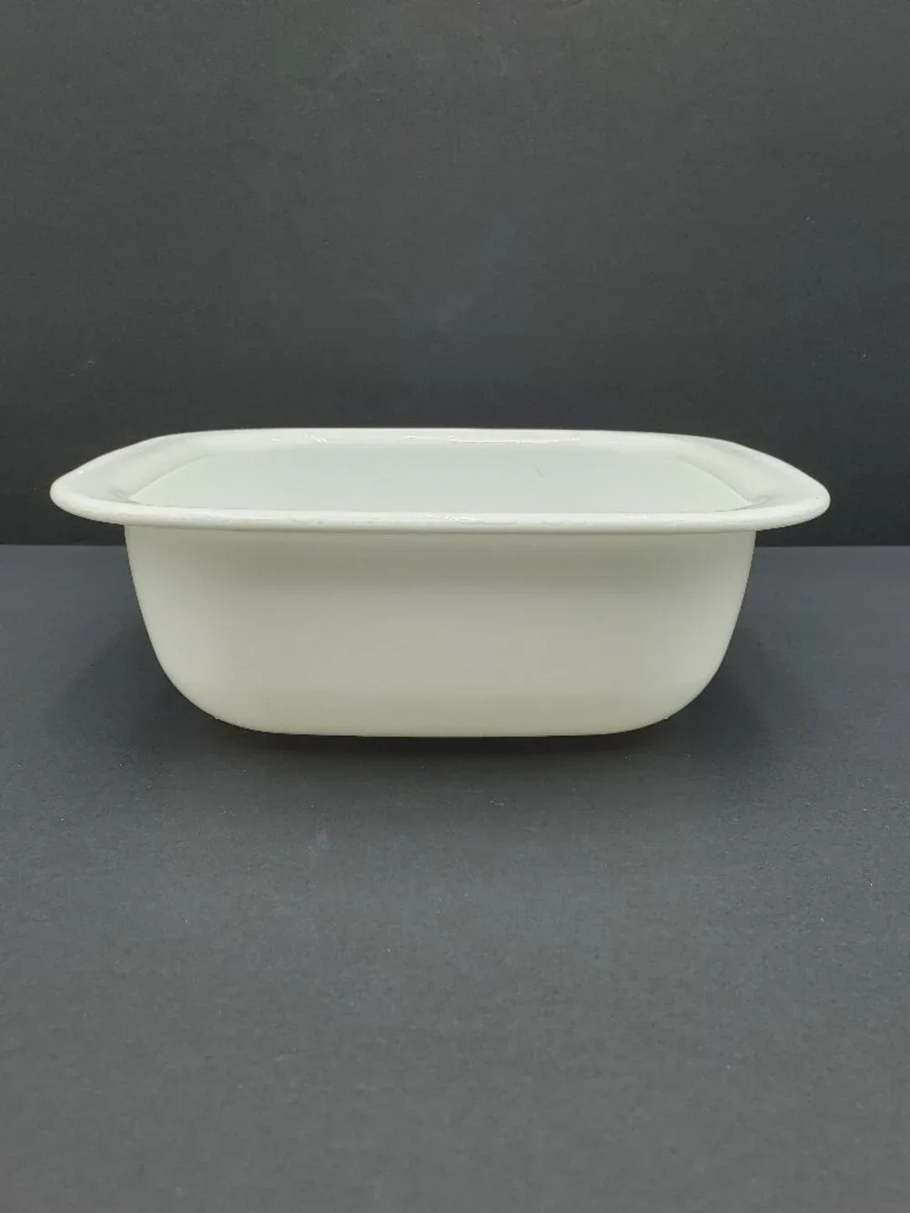 Corningware SimplyLite 1.5 Qt Casserole with Glass Pyrex Lid and Serving Cradle