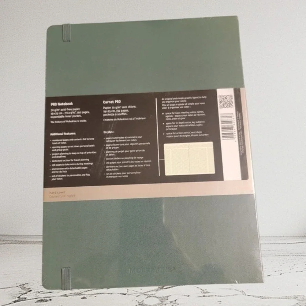 Moleskine PRO Notebook Hardcover Green Expandable Pocket 9.5