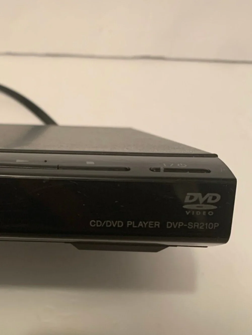 Sony DVP-SR210P DVD & CD Player