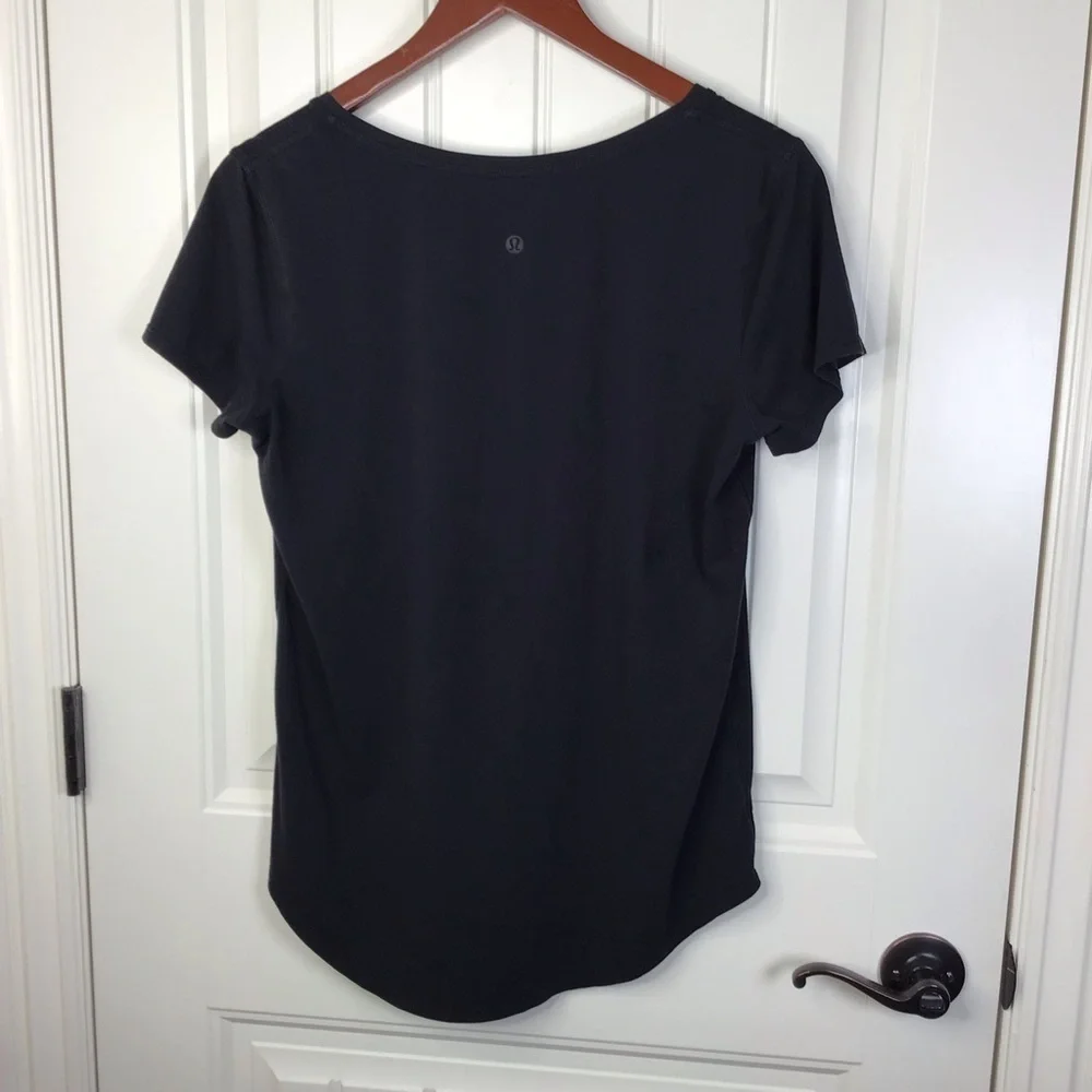 Lululemon Black V Neck Short Sleeve T-Shirt.