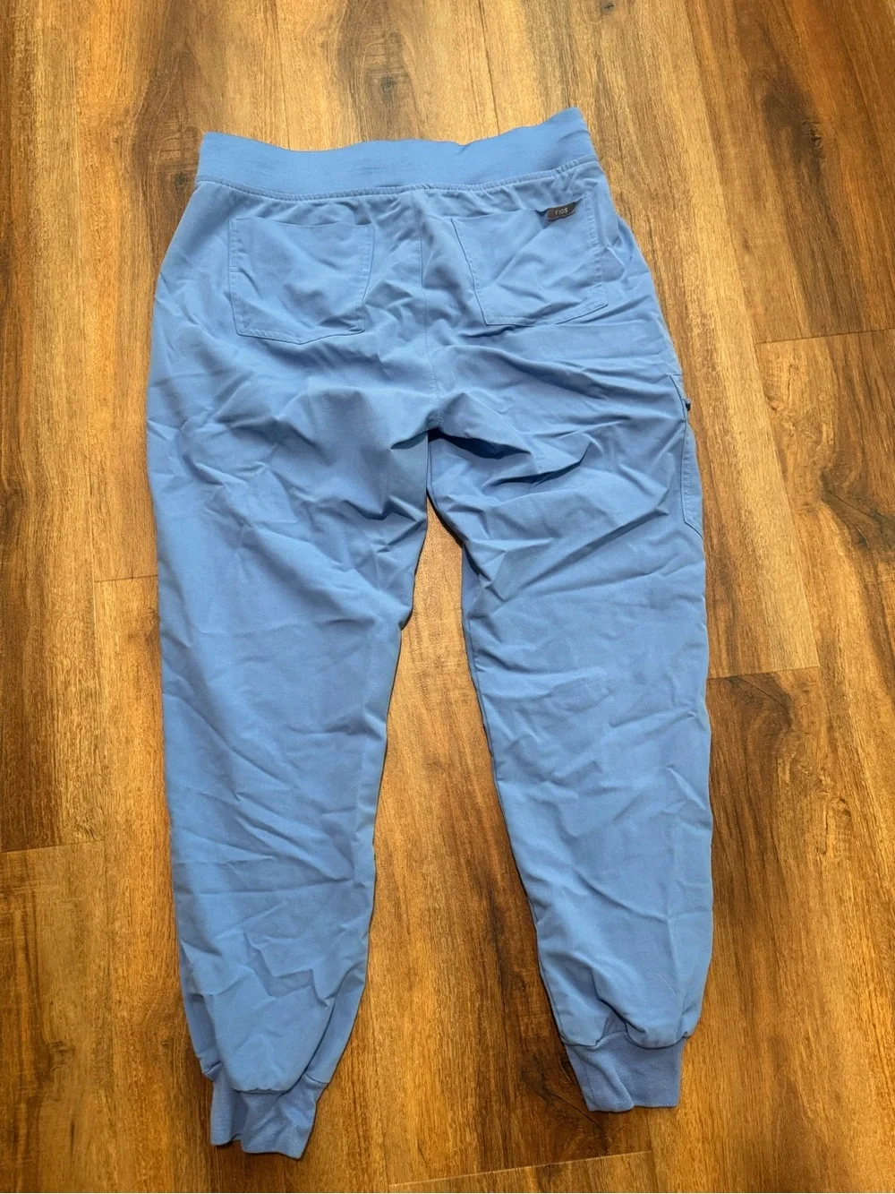 Figs light blue