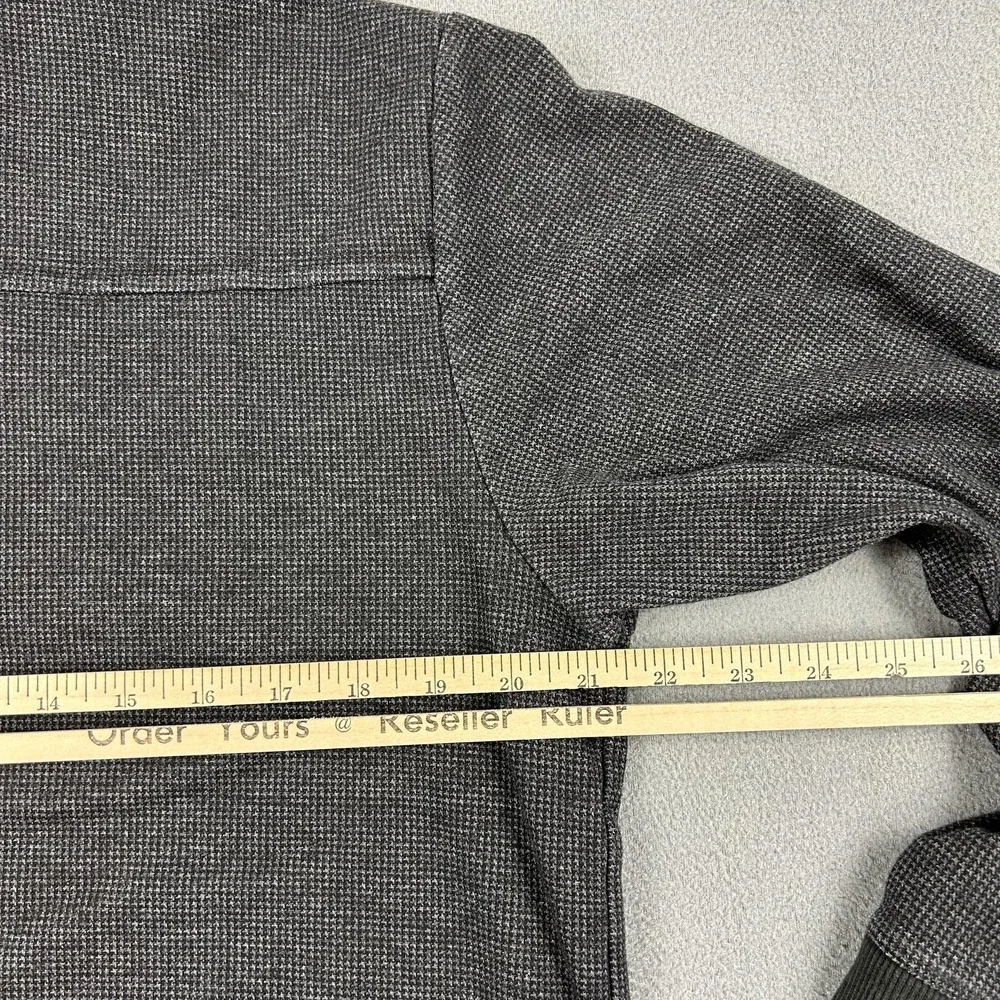 2UNDR Sweater Mens Medium Gray Quarter Zip Pullover Performance Stretch Athletic