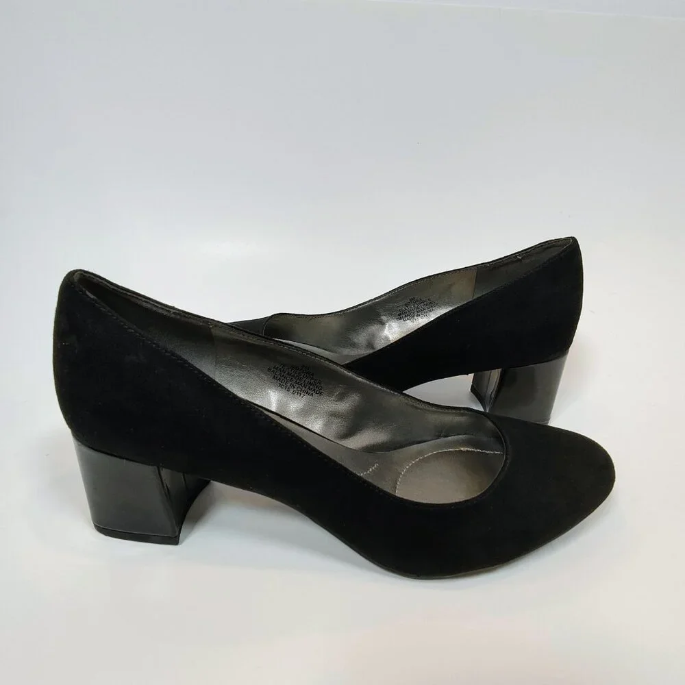 Bandolino Women's 8M Black‎ Suede Chunky Heel Pumps