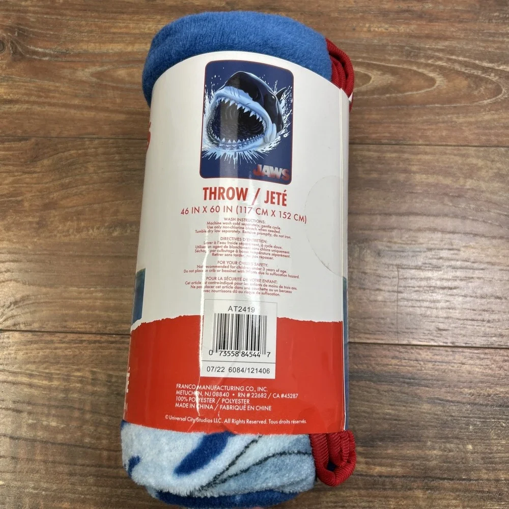 Franco JAWS‎ 46x60 Inch Micro-Plush Throw Blanket Shark Universal Studios NEW