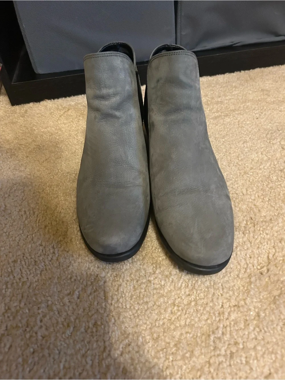 New THE FLEXX women’s Grey Chukka Boots with Black Elastic Panels 7.5