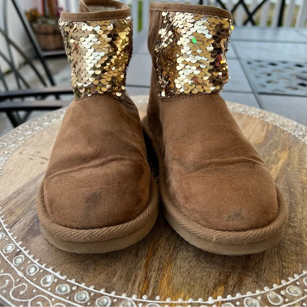 Girls‎ sequin boots