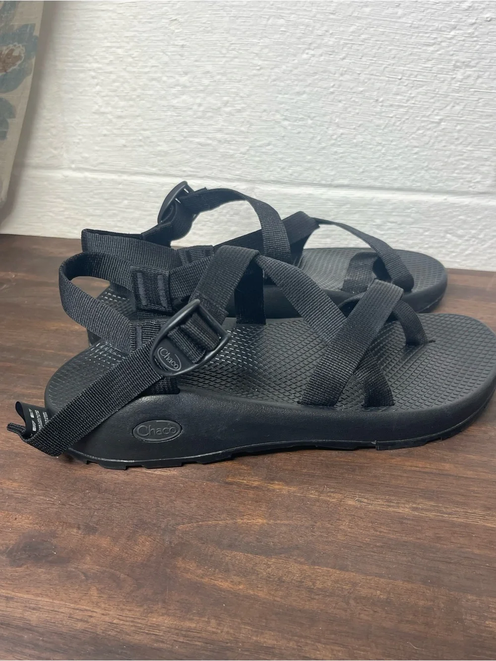 Chaco Z/1 Classic Sandals Men’s Size 10 Black Adjustable Outdoor Hiking Sandals