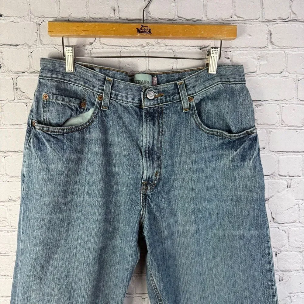 Levis very good