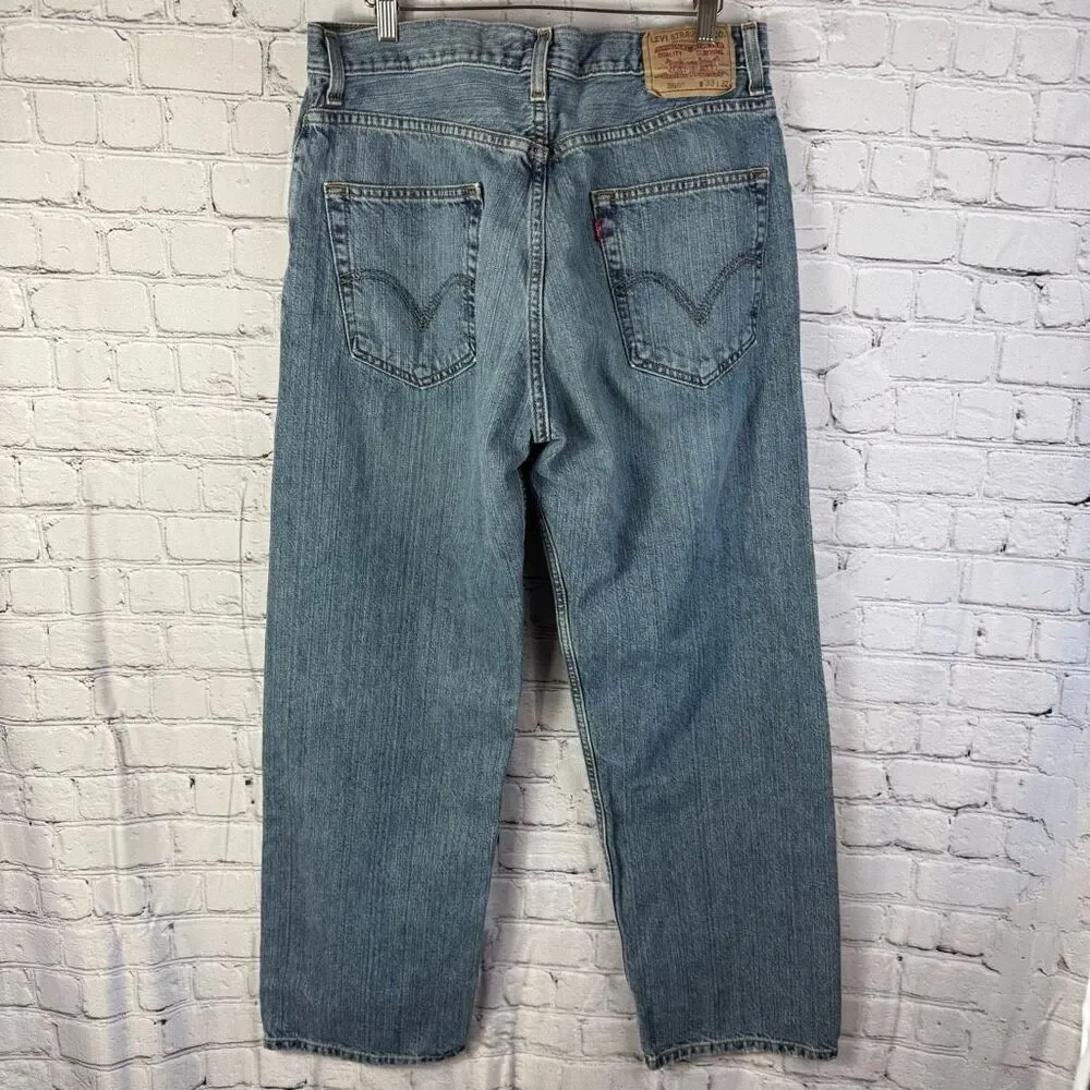 Levis very good