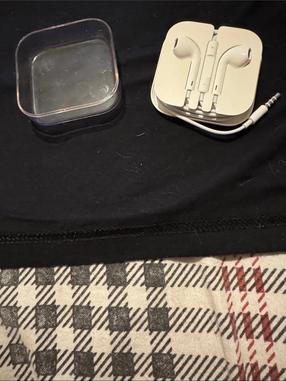 Apple wired earpods