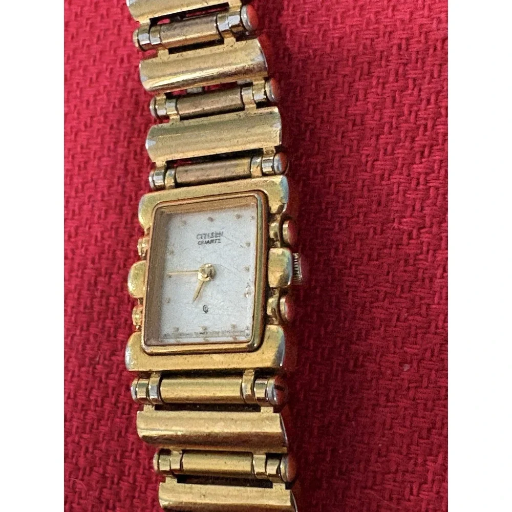 BEAUTIFUL‎ VINTAGE CLASSIC LADIES SIX JEWEL CITIZEN GOLD PLATED WATCH