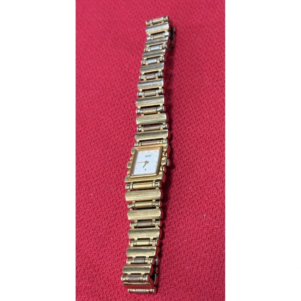 BEAUTIFUL‎ VINTAGE CLASSIC LADIES SIX JEWEL CITIZEN GOLD PLATED WATCH