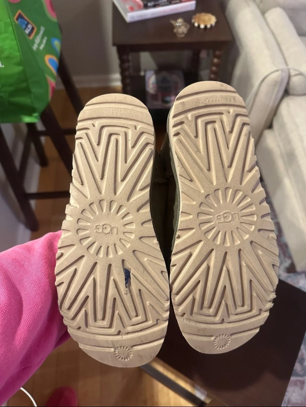 UGG olive green
