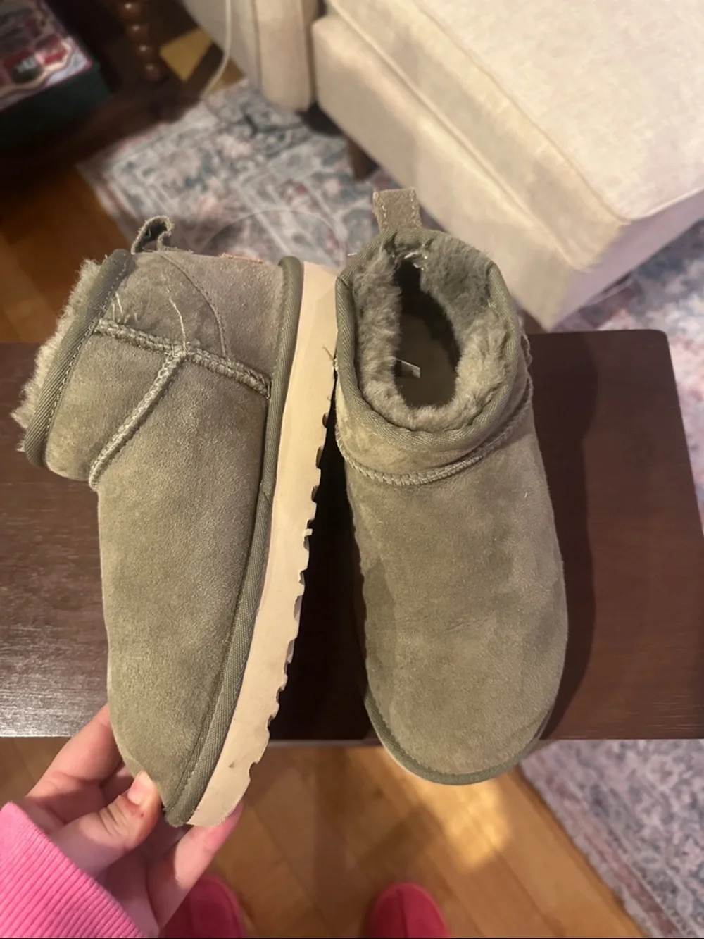 UGG olive green