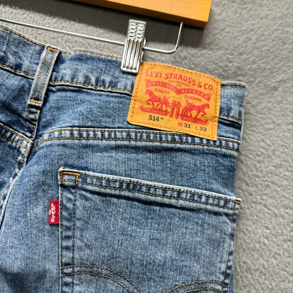 Levis mens questions
