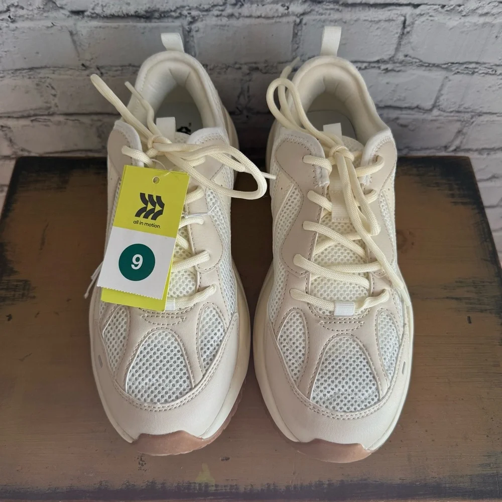 All in Motion Cream and‎ Tan Cadence Sneakers