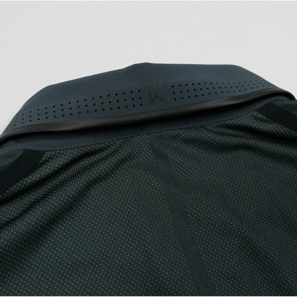 Nike collection perforated measurements