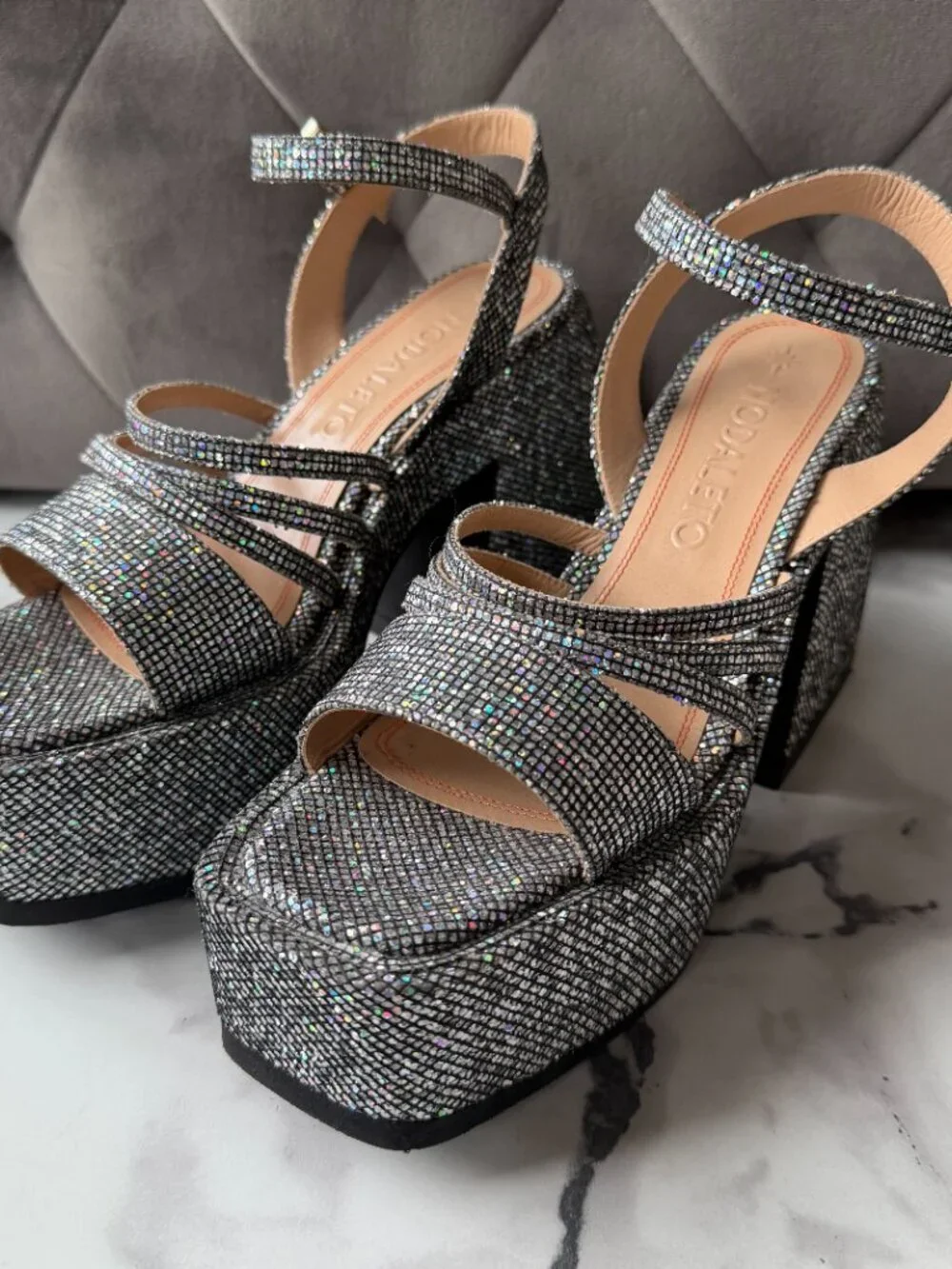 Nodaleto square size chunky