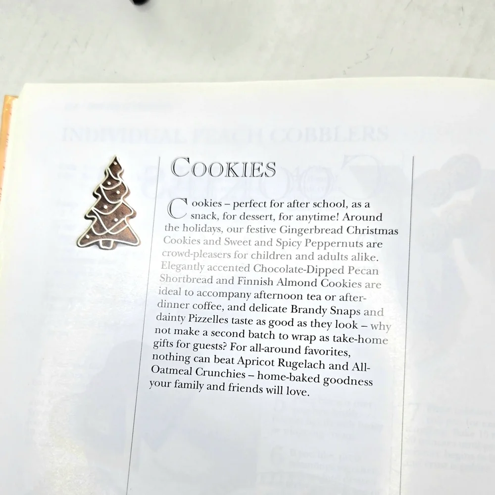 The Good Housekeeping Illustrated book of Desserts. Cookbook. Hardback..