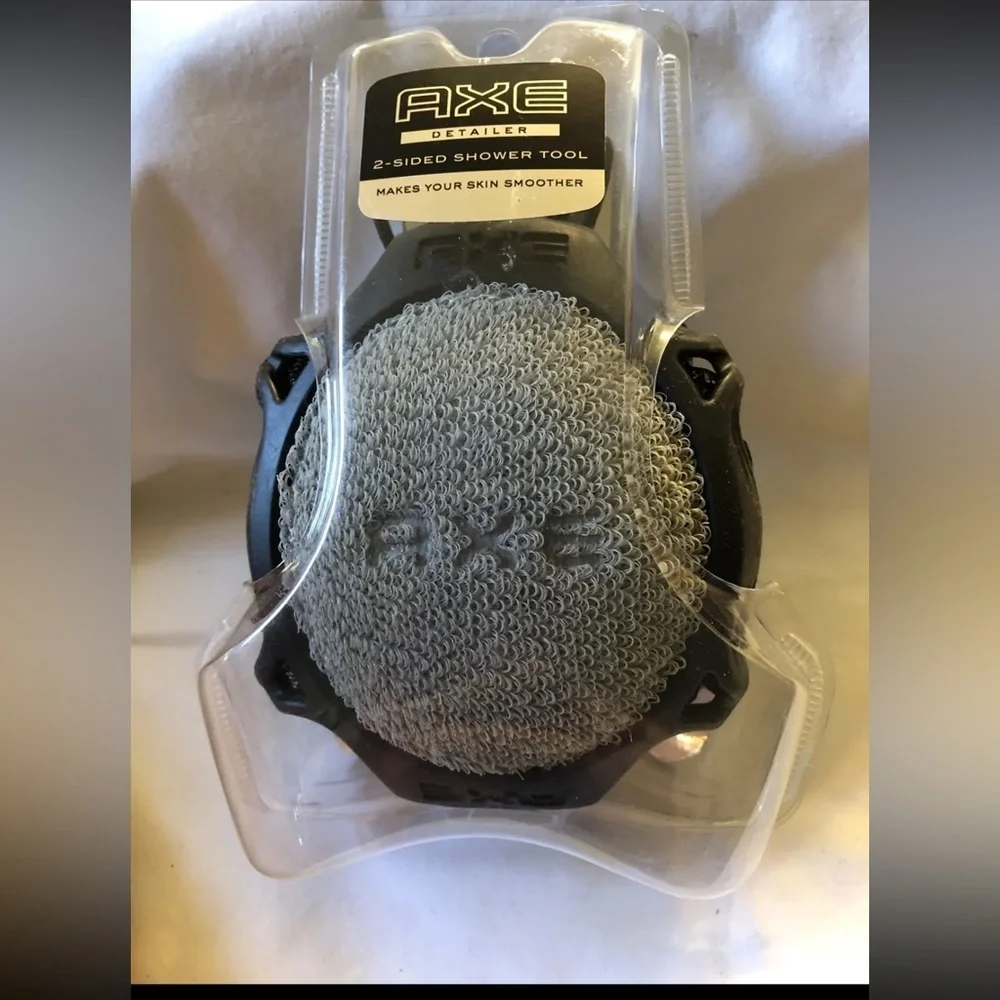 AXE Detailer 2-Sided Shower Tool Loofah Sponge Scrubber for Men