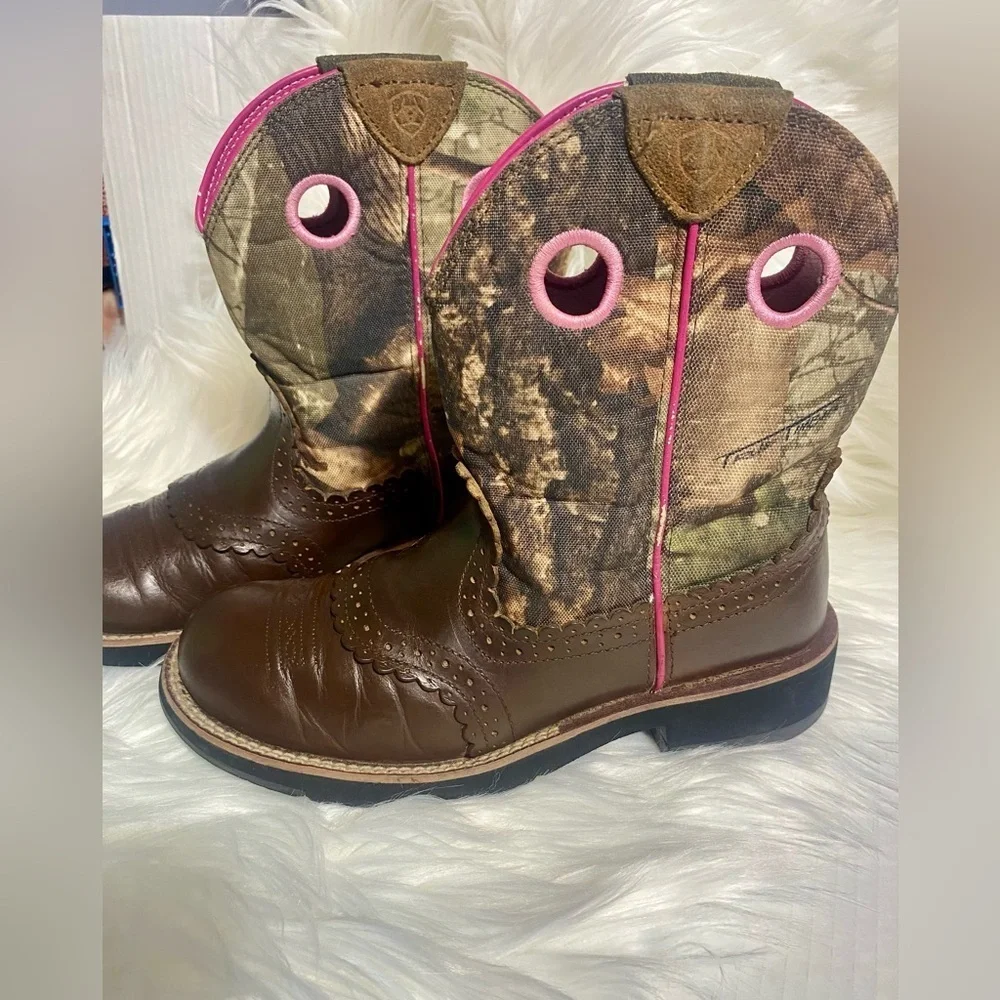 Ariat stylish brown