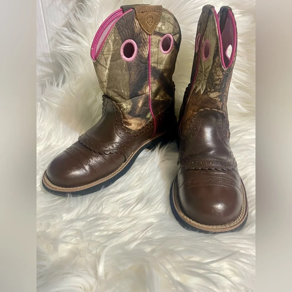 Ariat stylish brown